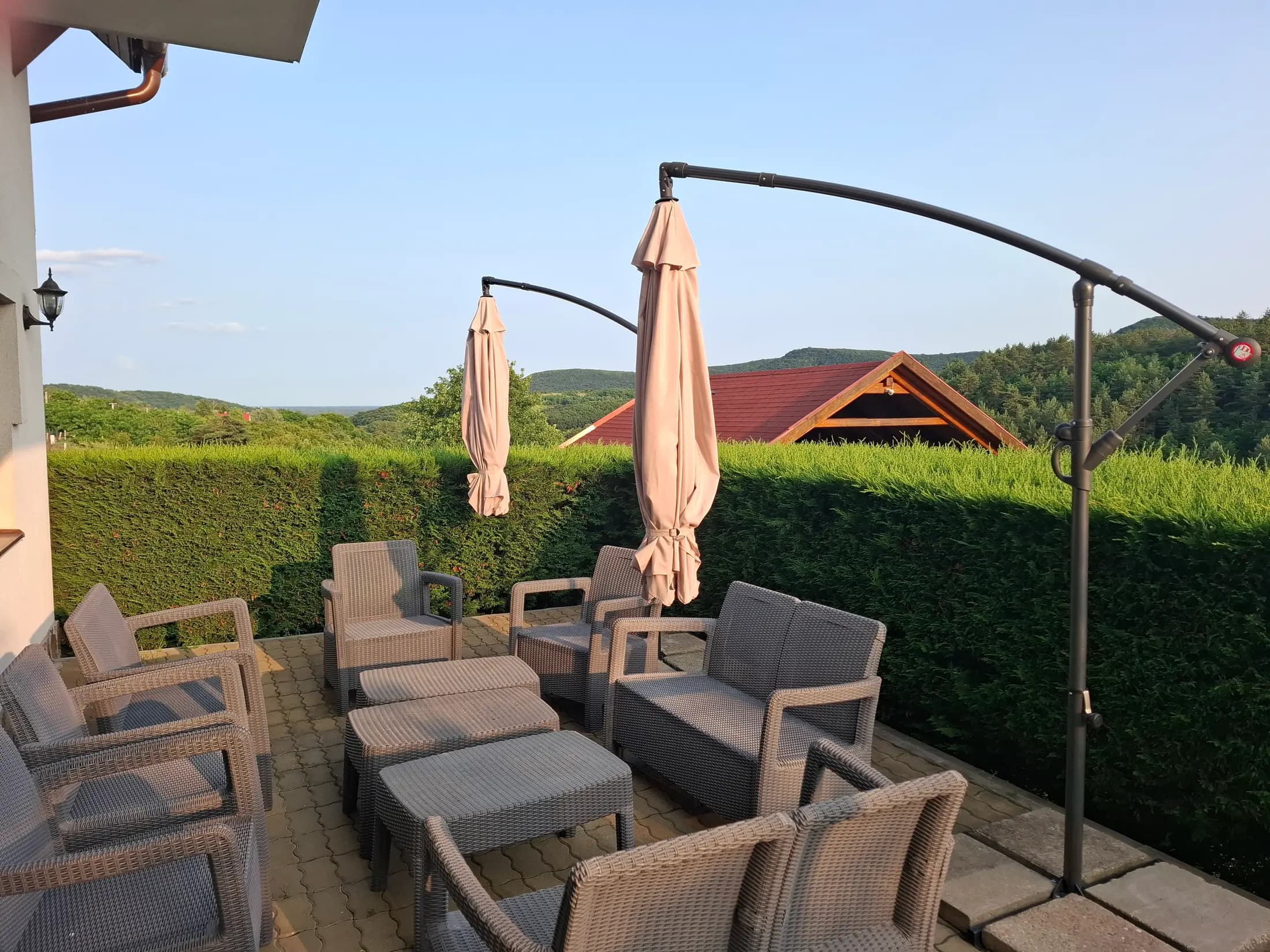 Igény esetén árnyékolható terasz